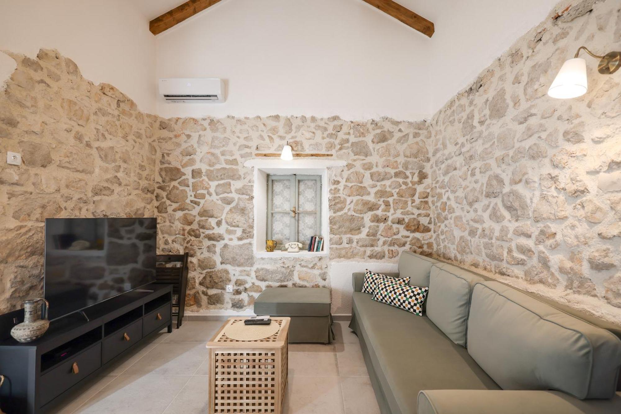 Вілла Stone House Lole Ражанац Екстер'єр фото